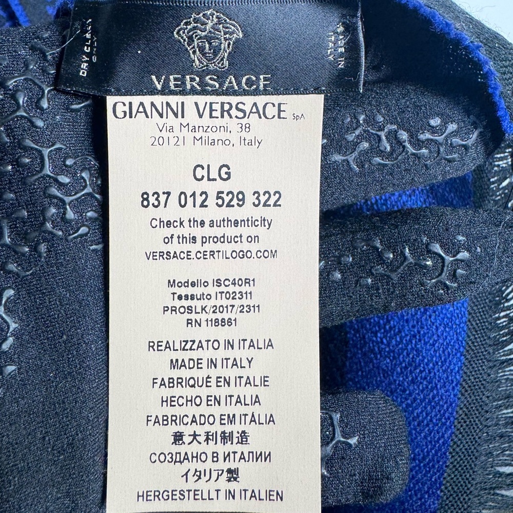 Versace Medusa Greek Key Wool Blend scarf - Picture 4 of 8